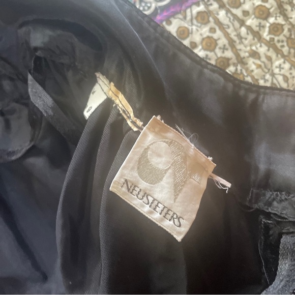 Vintage Neusteters Designer Black Velvet Halter Ruffle Maxi Dress Gown Size 9 - Picture 4 of 5